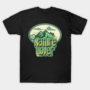 Nature Lover Earth Day Heart Design T-Shirt